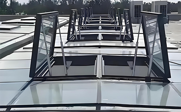 略阳兰州略阳排烟窗选型安装与维护实用指南