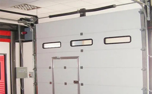 略阳工业提升门的安装方法