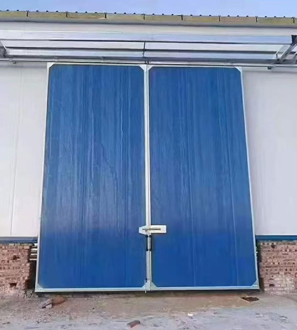 略阳工业门在大型仓储物流通道中的应用实例