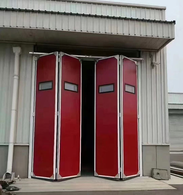 略阳工业折叠门在大型装配车间出入口的应用实例